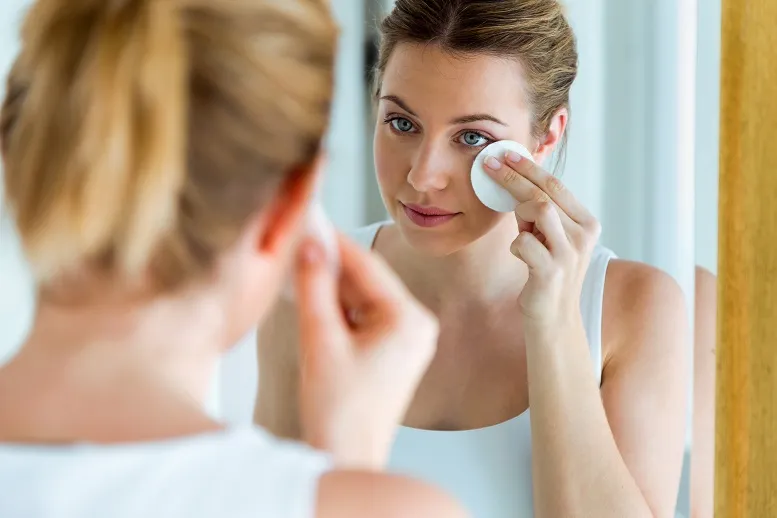 Jak oczyścić skórę twarzy