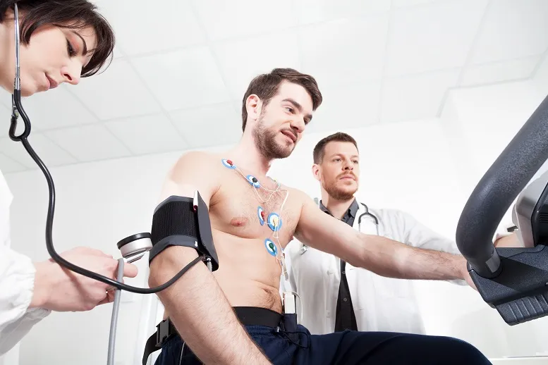 Test wysiłkowy EKG - jakie są do niego wskazania?