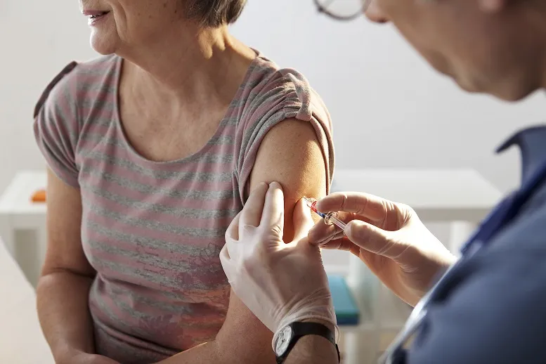 Szczepionka przeciwko grypie. Co warto o niej wiedzieć?