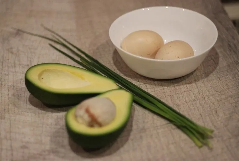 Jajko z awokado - Potrzebne składniki