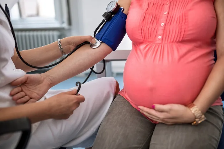 badanie ciśnienia w ciąży
