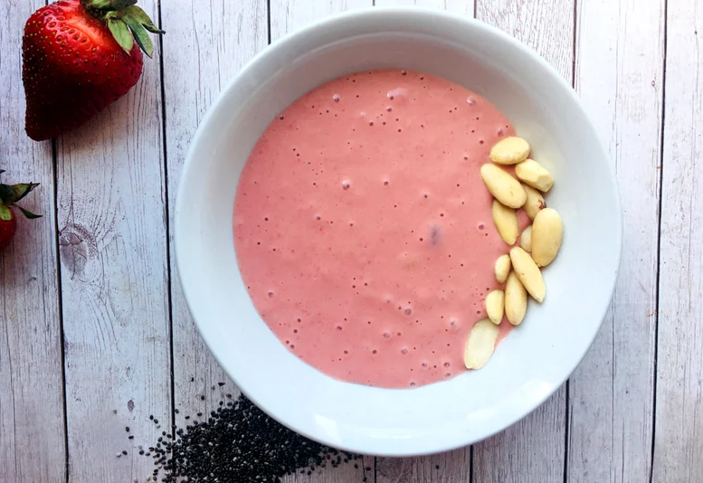 Przepis na smoothie bowl