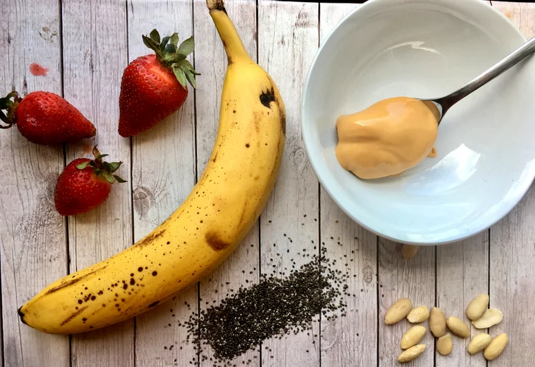 Składniki na smoothie bowl