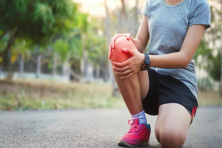 Jakie ćwiczenia na bolące kolana?