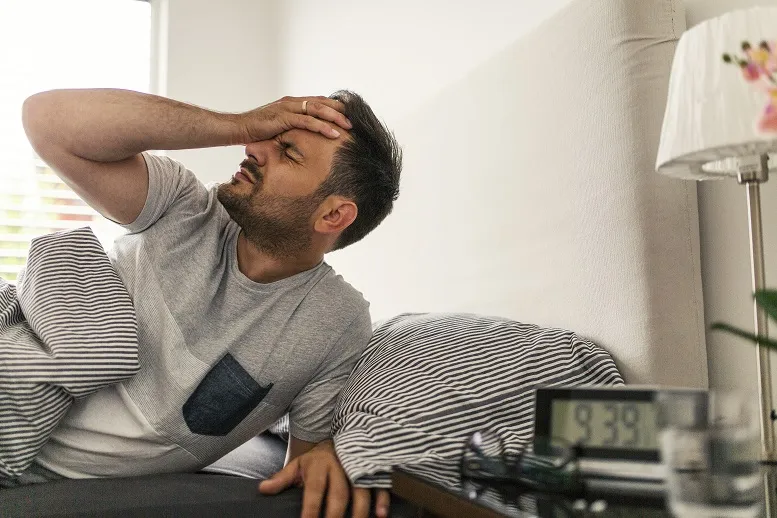 Migrena u mężczyzn − czy przyczyną może być poziom estrogenów?
