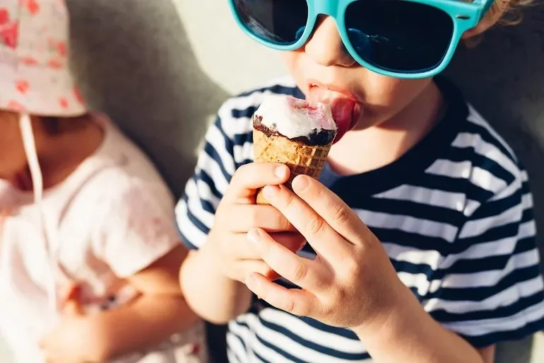 Czy można jeść lody jak boli gardło?