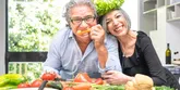 Dieta lekkostrawna dla osoby starszej – podstawowe zalecenia dietetyka